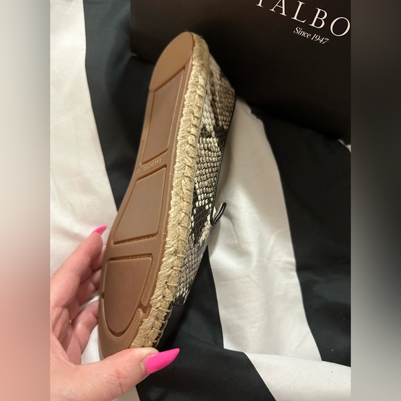 Brand new Talbots size 6M - Picture 5 of 6